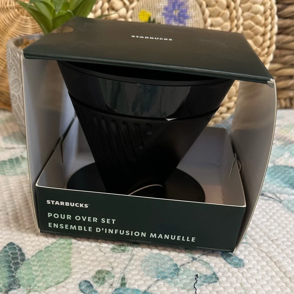 Starbucks Black Pour Over Set
